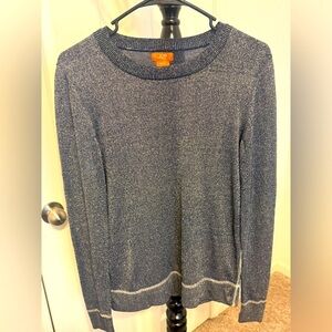 Joe fresh, lightweight sweater. Metallic colors.